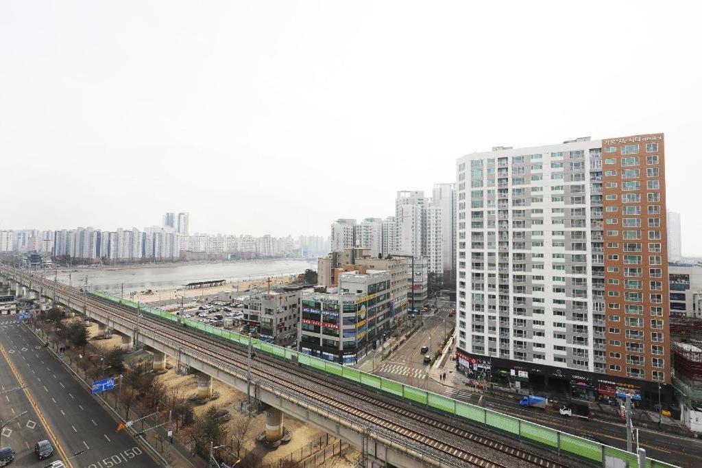 Business Design Hotel Luv Incheon Exterior photo
