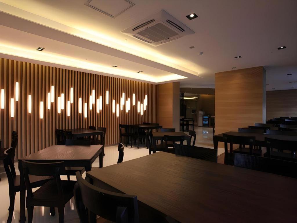 Business Design Hotel Luv Incheon Exterior photo